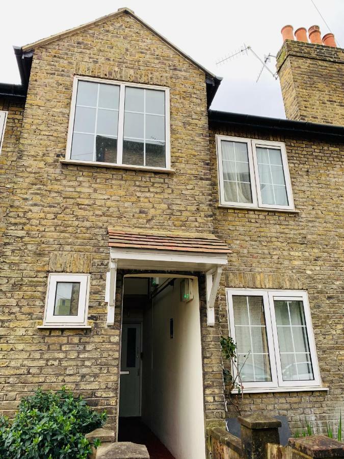 Tapestry Apartment Londra Exterior foto